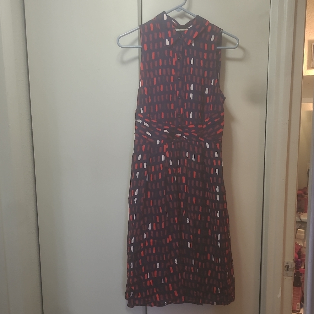 Stylish Sleeveless Patterned Dress